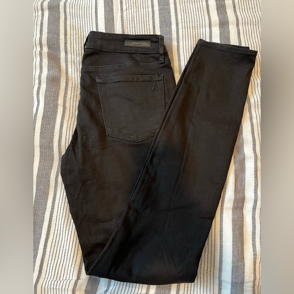 Articles of Society. Size 28. Skinny jeans. Dark Black